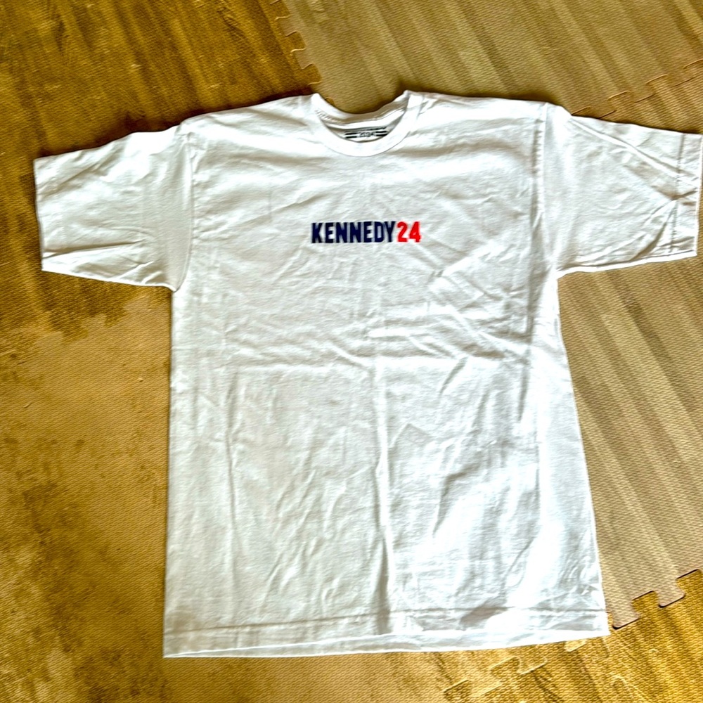 RFK Jr. men’s t-shirt
